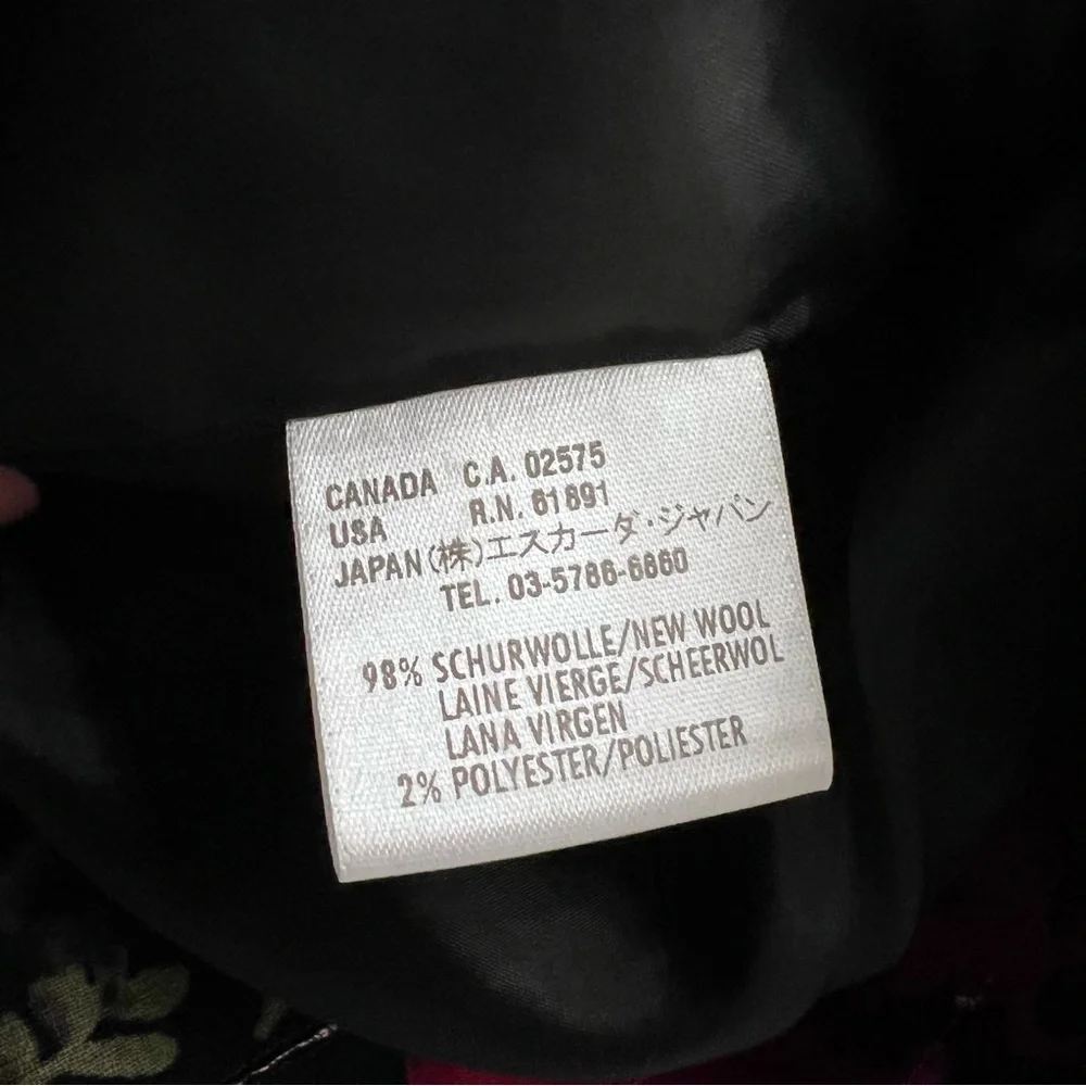 ESCADA flower/cherry jacket - Picture 7 of 8
